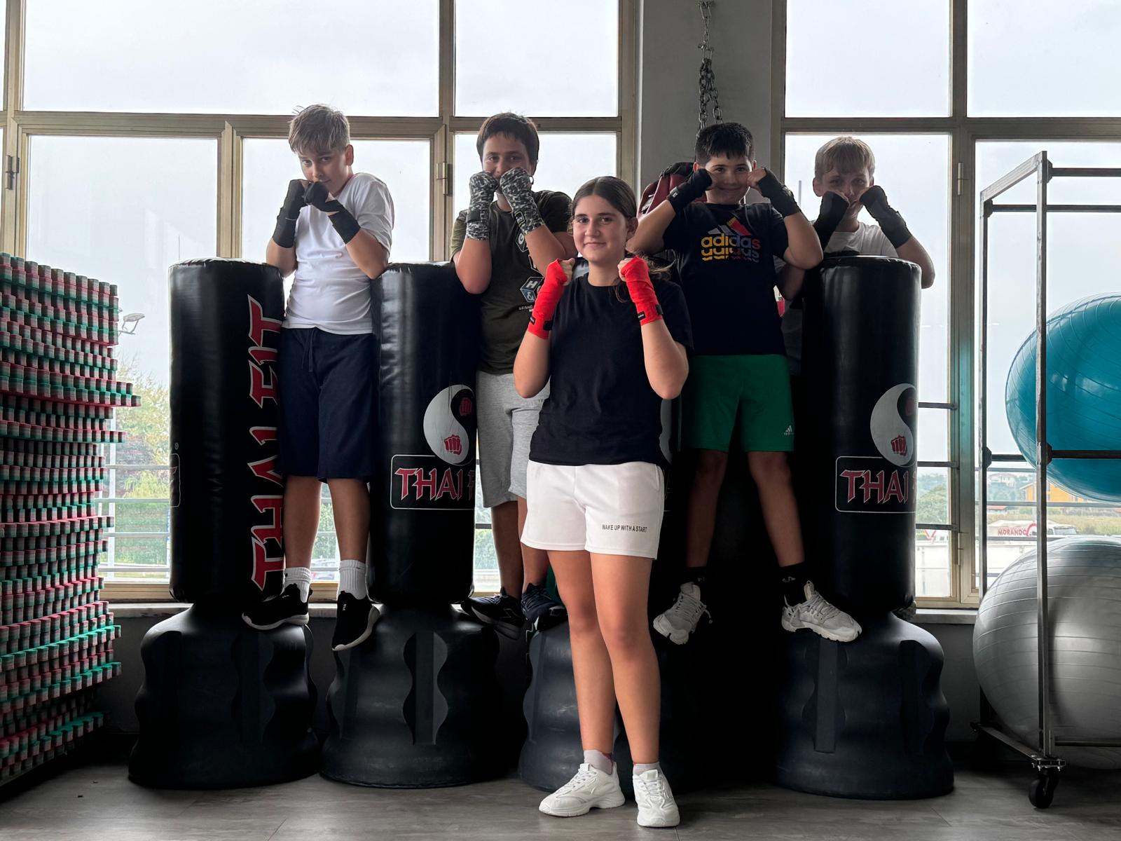 kickboxing young